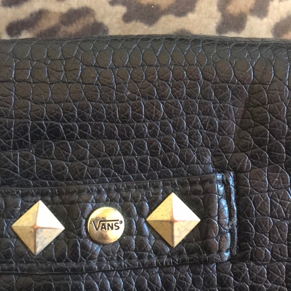 Faux leather clutch - Picture 2 of 5